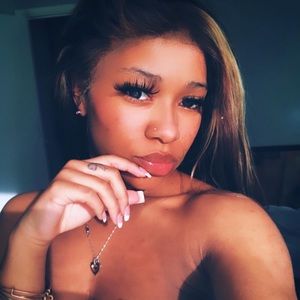 Meet your Posher, Kyra